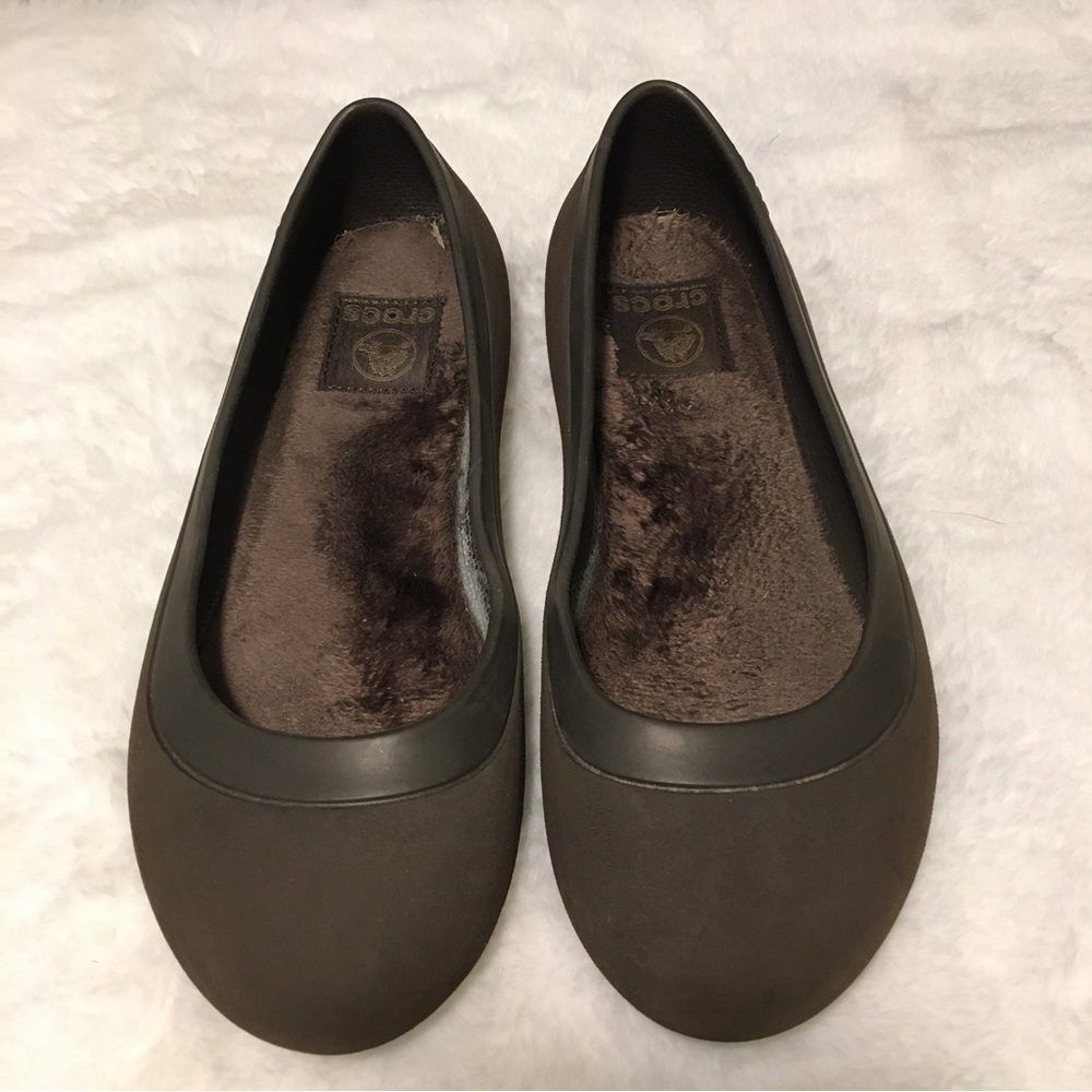 Crocs Shoes Size 6 Brown SB-25